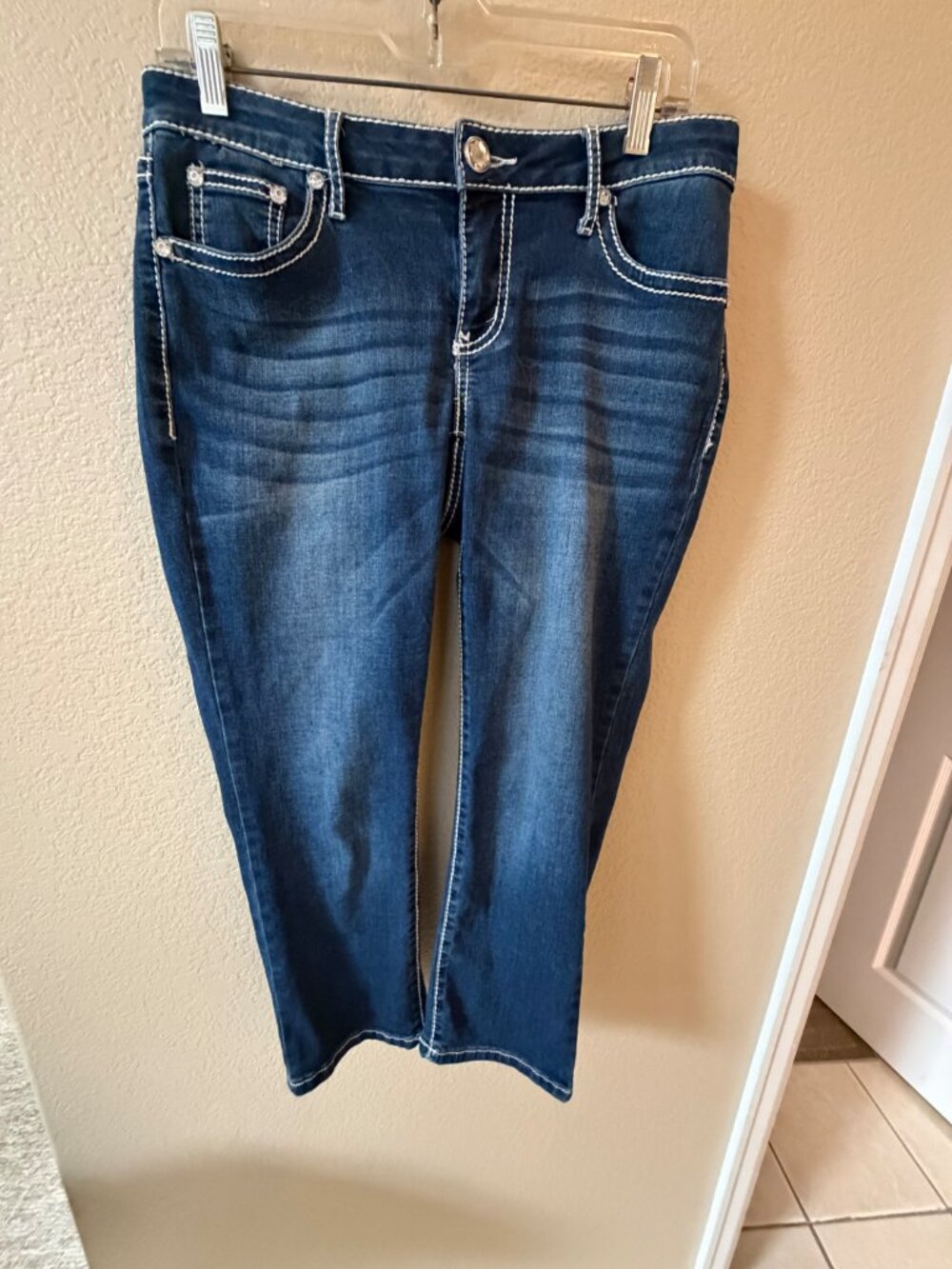 Apt. 9 Fancy Stitch Denim Capri